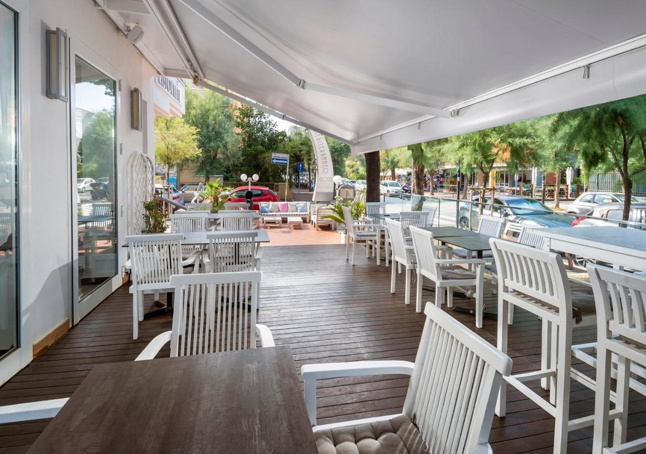 Hotel Mediterraneo Pesaro Eksteriør bilde