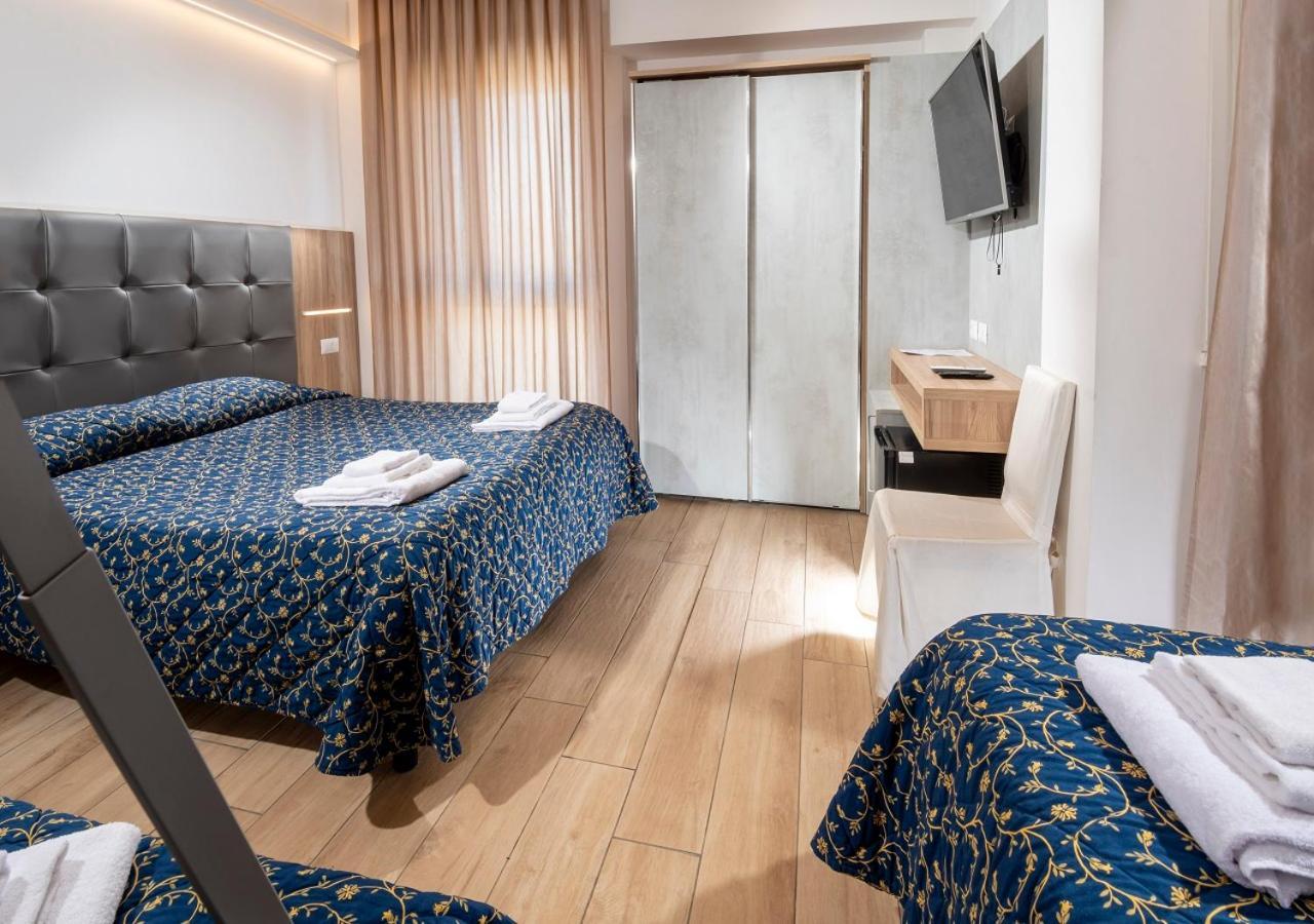 Hotel Mediterraneo Pesaro Eksteriør bilde
