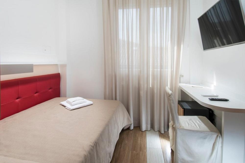 Hotel Mediterraneo Pesaro Eksteriør bilde